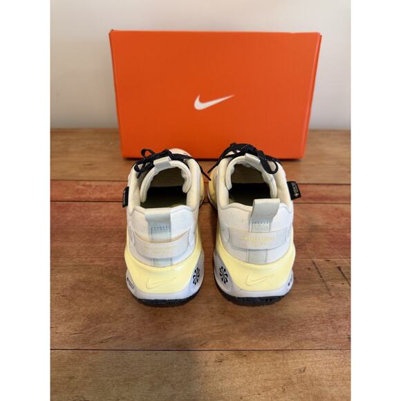 Nike React Infinity 4 GTX Women’s Running Shoes White/Yellow Size 8 - Picture 3 of 5